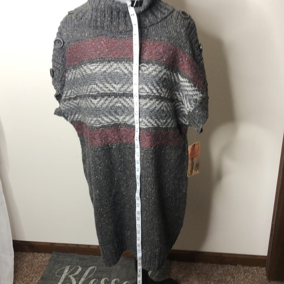 NWT RuffHewn women’s grey/red/white cowl neck sweater size Large - Picture 7 of 11